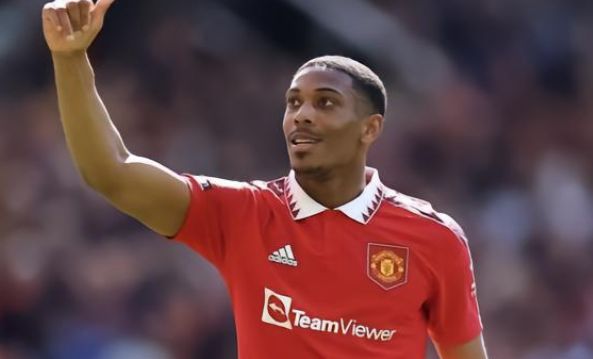 据另一个显 据另一个显